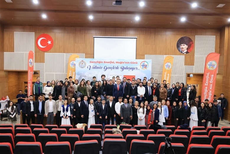 Valimiz Sayın Dr. İdris Akbıyık, 2026 Muğla Gençlik Yılı Kapsamında Gençlerle Bir Araya Geldi